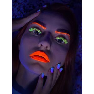 newneon1-1024x683 newneon1-1024x683